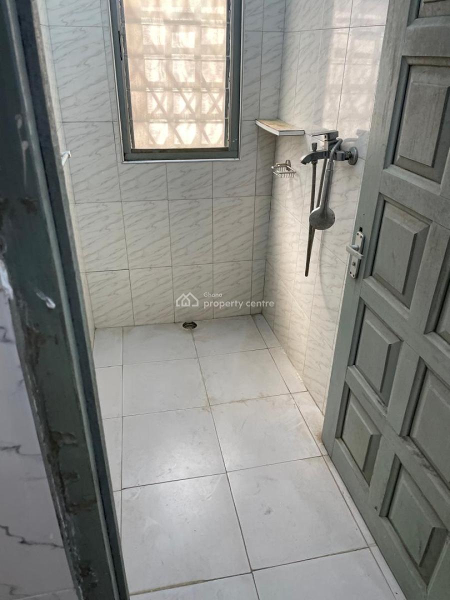 2- Bedrooms, Osu Oxford Street Papaya, Osu, Accra, Apartment for Rent