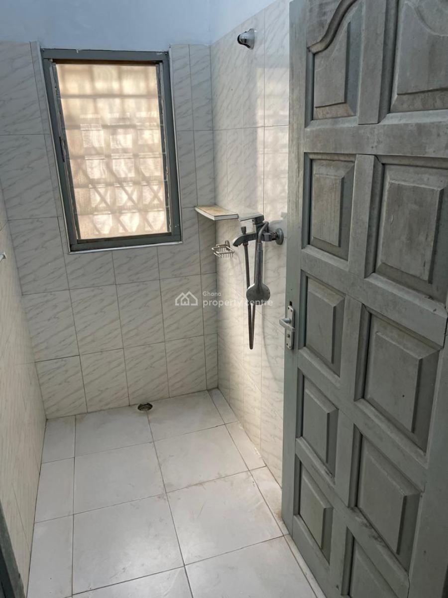 2- Bedrooms, Osu Oxford Street Papaya, Osu, Accra, Apartment for Rent