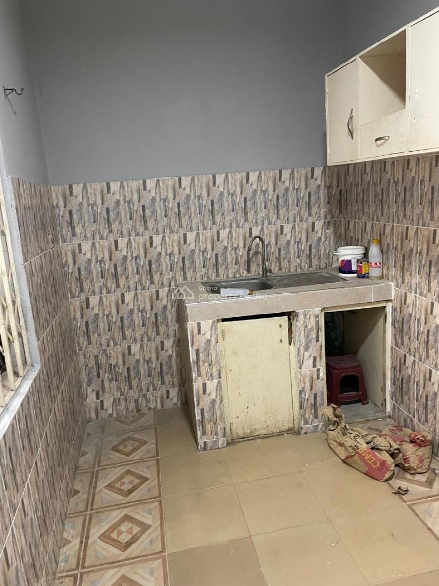 2- Bedrooms, Osu Oxford Street Papaya, Osu, Accra, Apartment for Rent