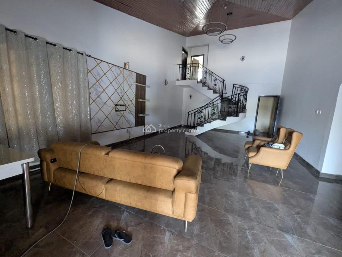 3 Bedrooms at Cfc Estate, Cfc Estate, Dome, Ga East Municipal, Accra, Apartment for Rent