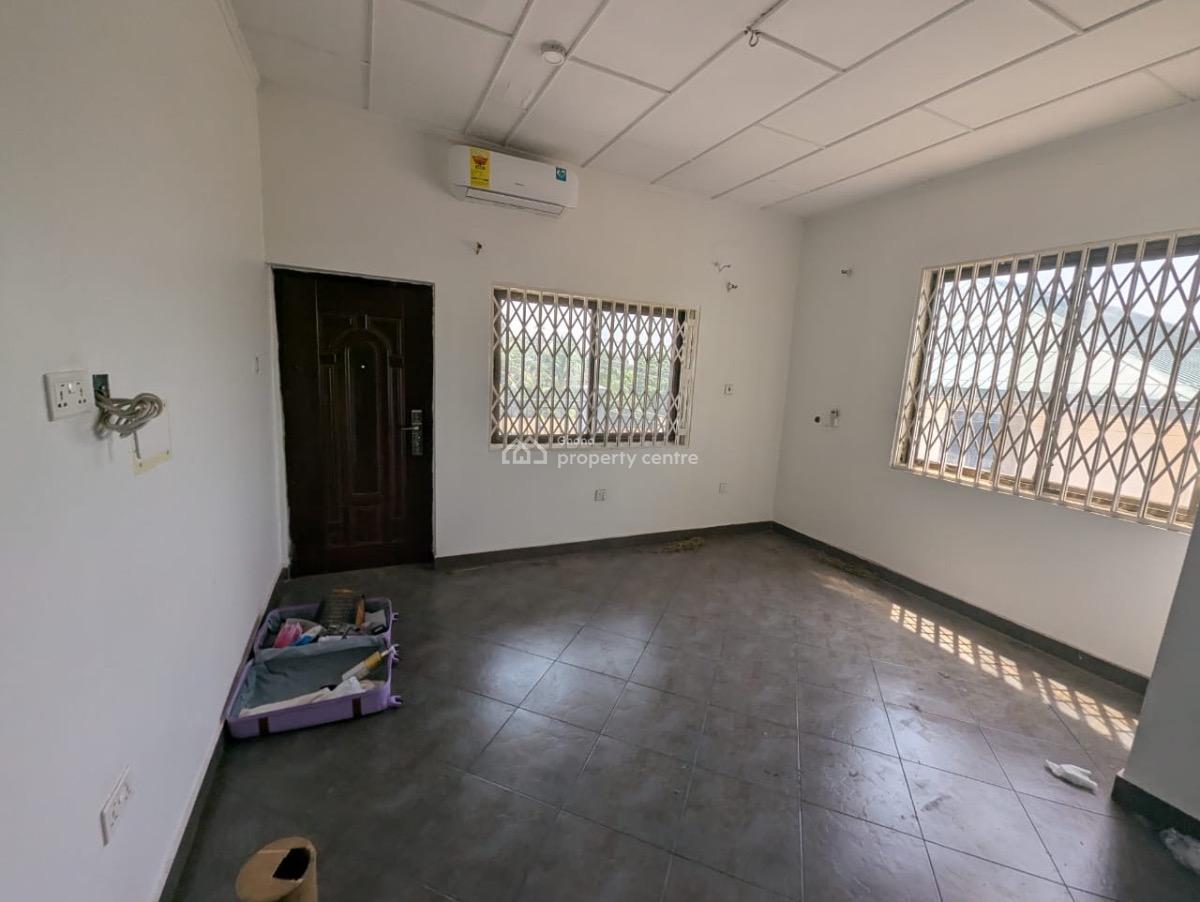 3 Bedrooms at Cfc Estate, Cfc Estate, Dome, Ga East Municipal, Accra, Apartment for Rent