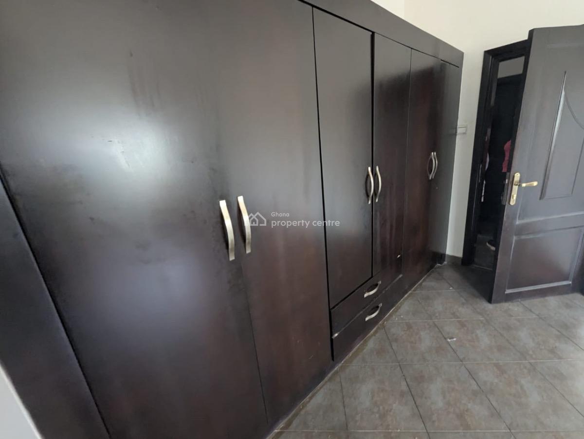 3 Bedrooms at Cfc Estate, Cfc Estate, Dome, Ga East Municipal, Accra, Apartment for Rent