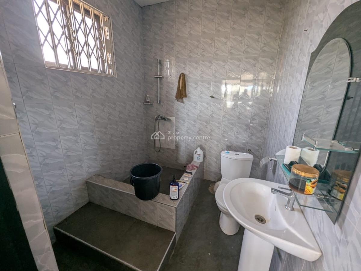 3 Bedrooms at Cfc Estate, Cfc Estate, Dome, Ga East Municipal, Accra, Apartment for Rent