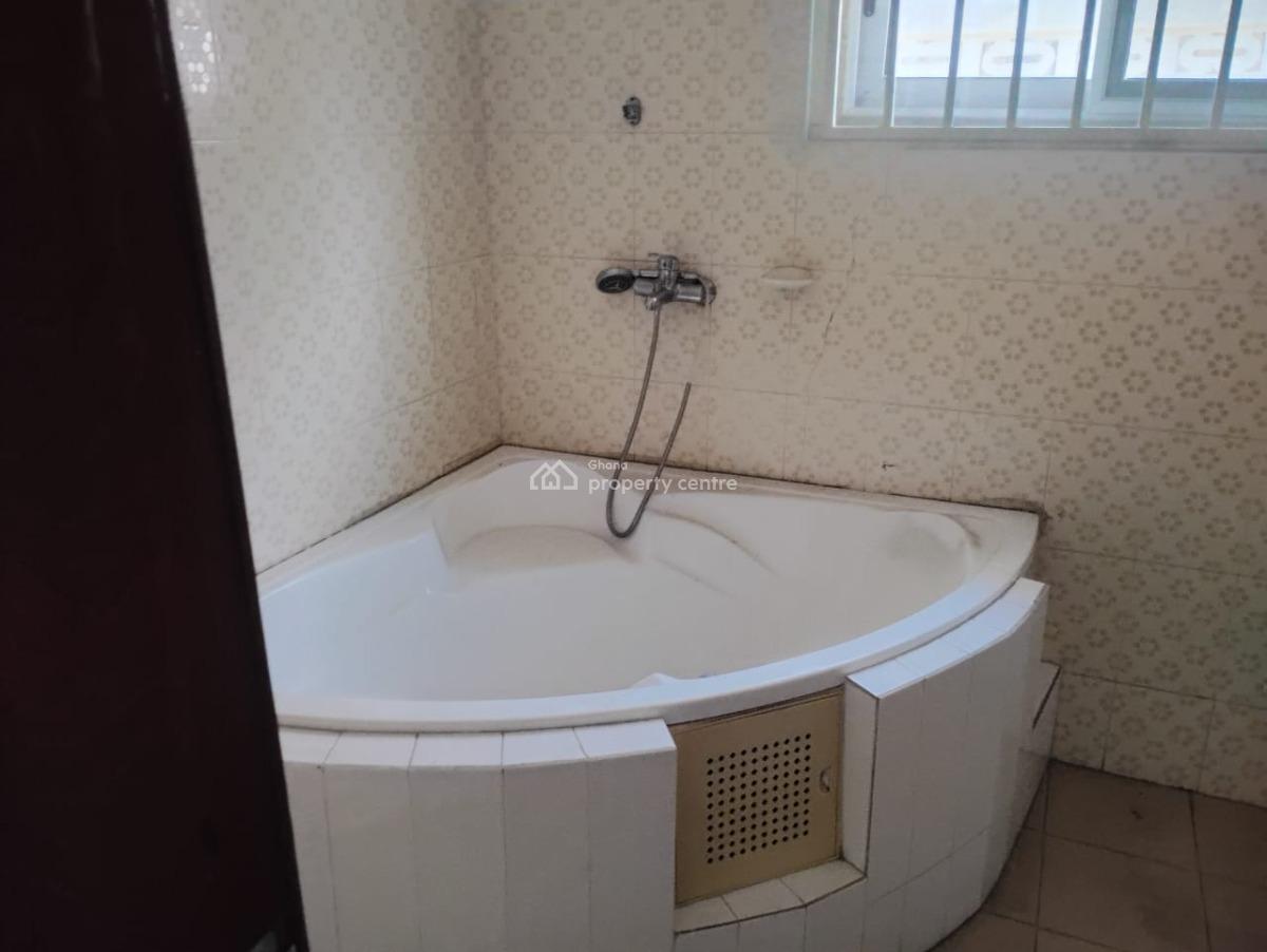 Executive 4 Bedrooms, Dzorwulu, Accra, House for Rent