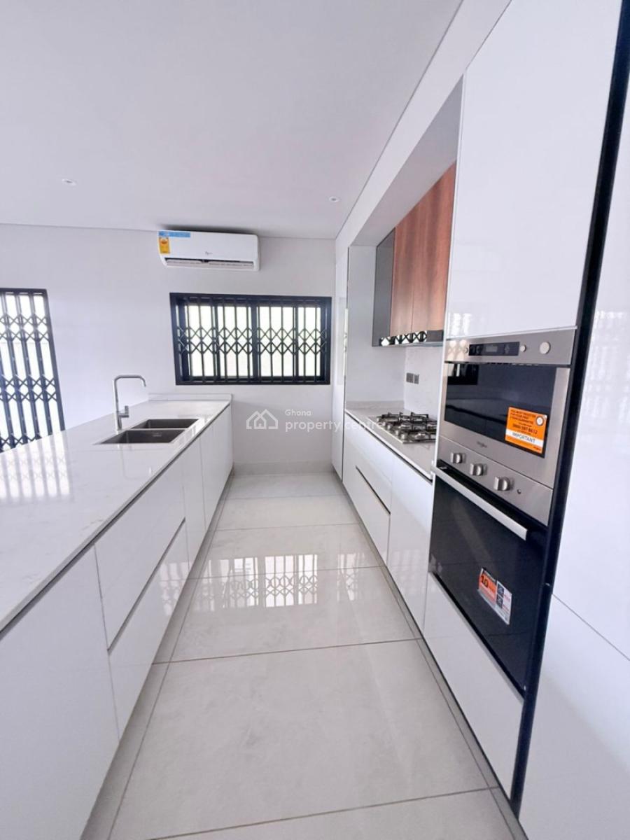 Executive Newly Built 4 Bedroom, East Airport, Airport Residential Area, Accra, House for Rent