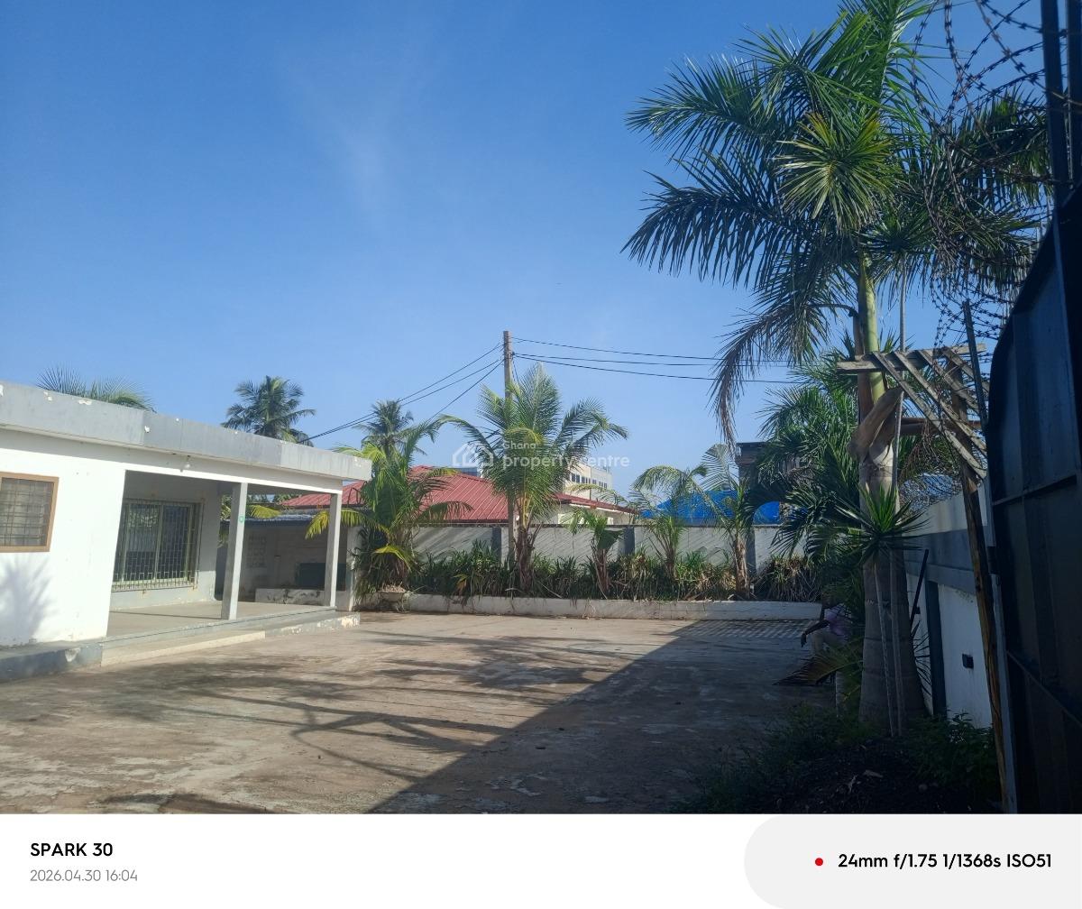 5- Bedroom Self Contain, Osu Oxford Street, Osu, Accra, Detached Bungalow for Rent
