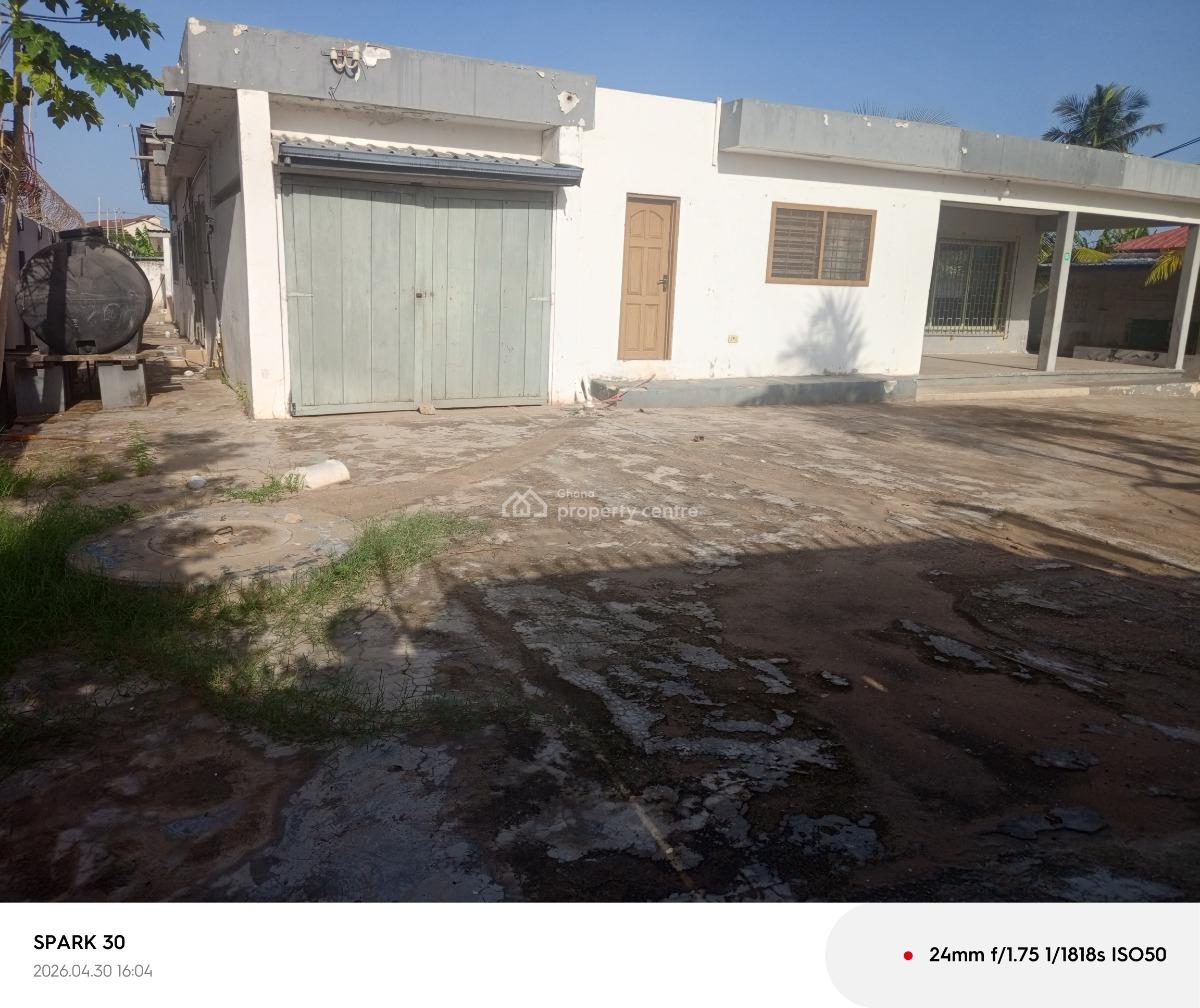 5- Bedroom Self Contain, Osu Oxford Street, Osu, Accra, Detached Bungalow for Rent