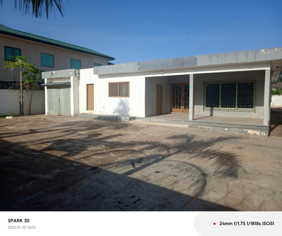 5- Bedroom Self Contain, Osu Oxford Street, Osu, Accra, Detached Bungalow for Rent
