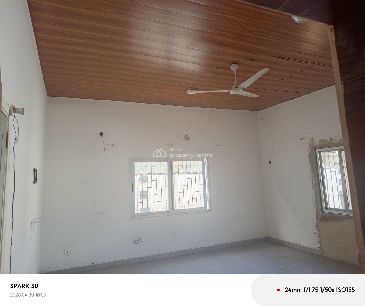 5- Bedroom Self Contain, The Browns Realtor . Osu Oxford Street, Osu, Accra, Detached Bungalow for Rent