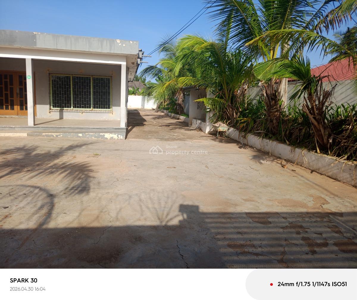 House, Osu Oxford Street, Osu, Accra, House for Sale