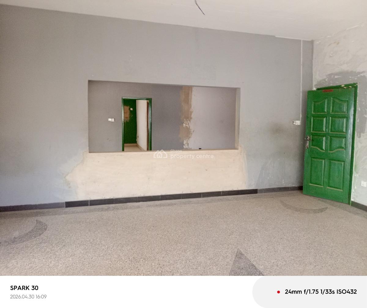 House, Osu Oxford Street, Osu, Accra, House for Sale
