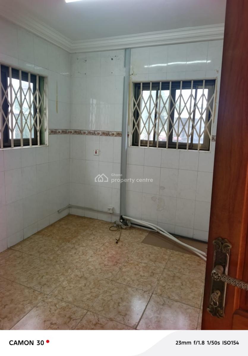 14-bedroom House at Cantonment, Seekers Realty, Cantonments, Accra, Detached Bungalow for Rent
