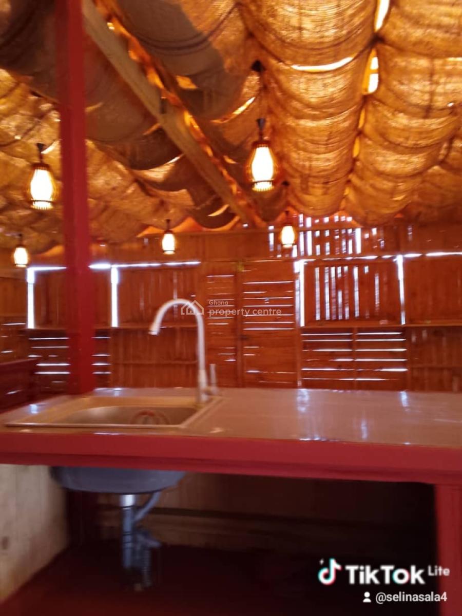 Commercial Property, Tse Addo Goil Filling Statoin, Tse Addo, Accra, Shop for Rent