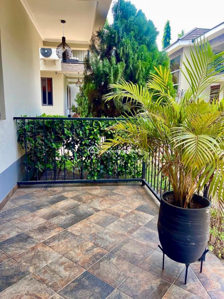Furnished 3 Bedroom Townhouse in a Gated Community with Pool and Gym, Cantonments, Accra, Townhouse for Rent
