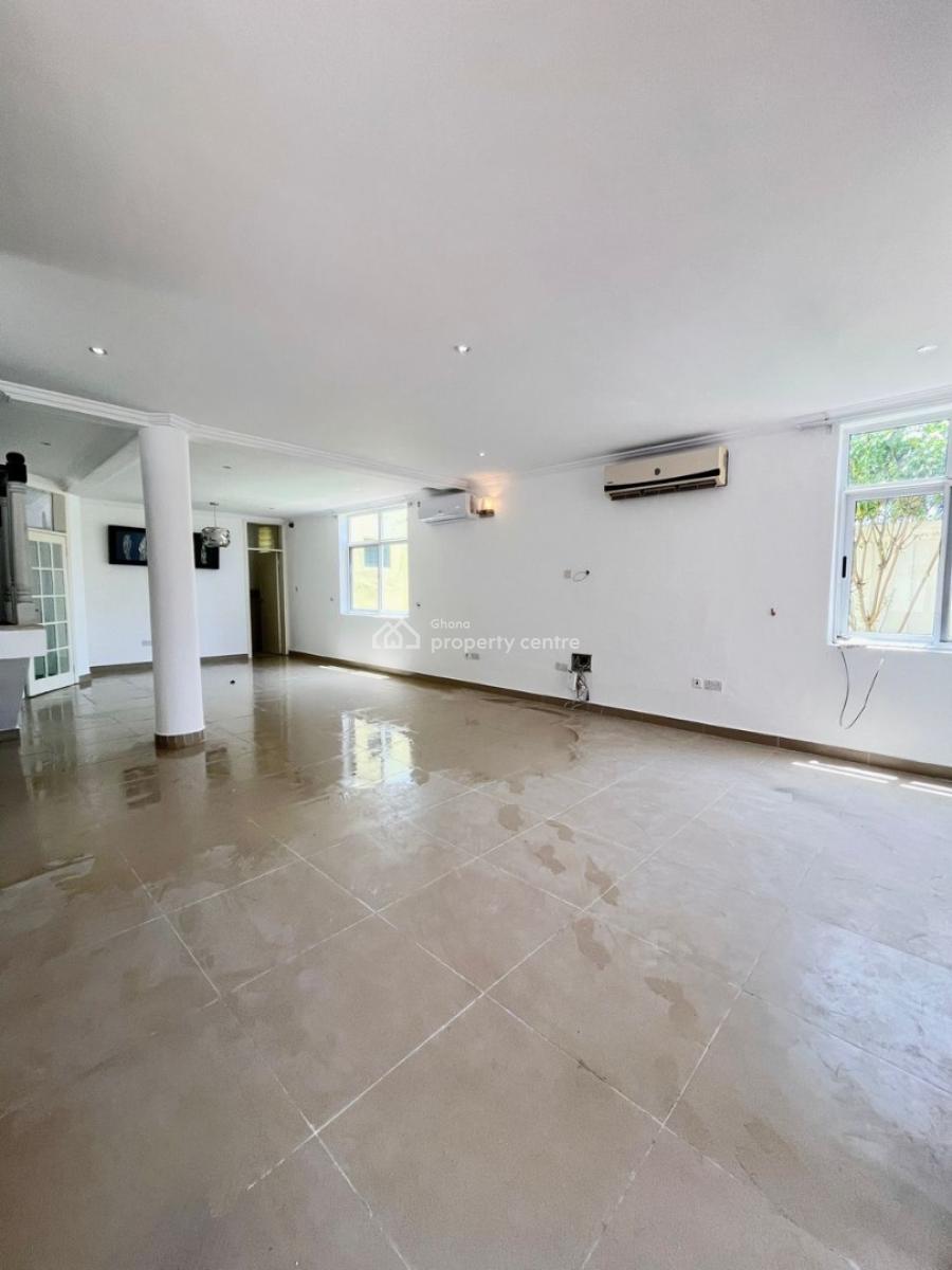 2 Bebroom Self Compound, Cantonment, Cantonments, Accra, House for Rent