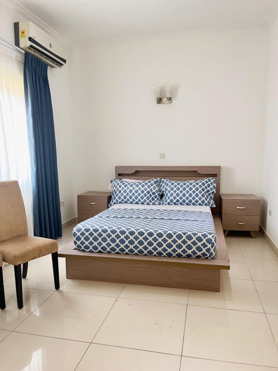 2 Bebroom Self Compound, Cantonment, Cantonments, Accra, House for Rent
