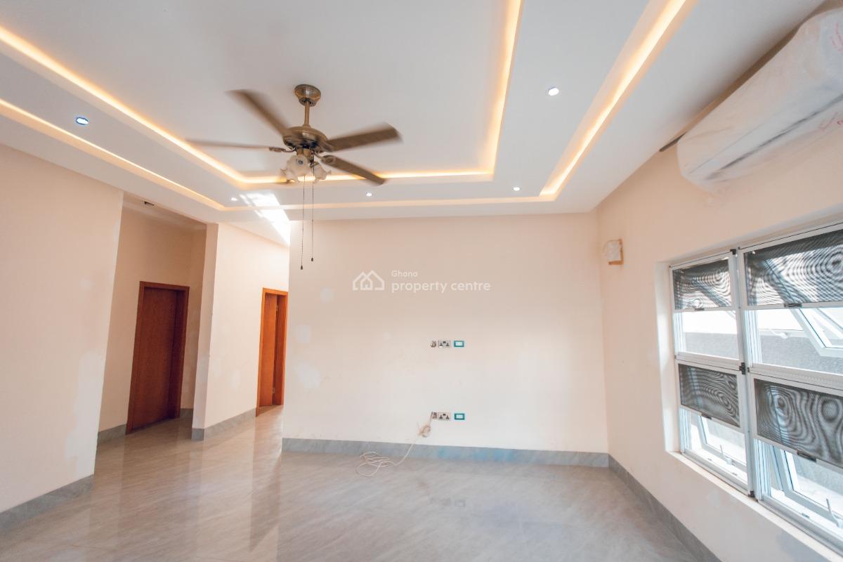 Executive 4 Bedrooms Townhouse, Galaxy International School Road, East Legon, Accra, Townhouse for Sale