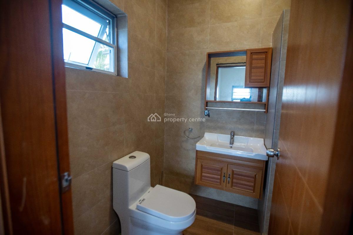 Executive 4 Bedrooms Townhouse, Galaxy International School Road, East Legon, Accra, Townhouse for Sale
