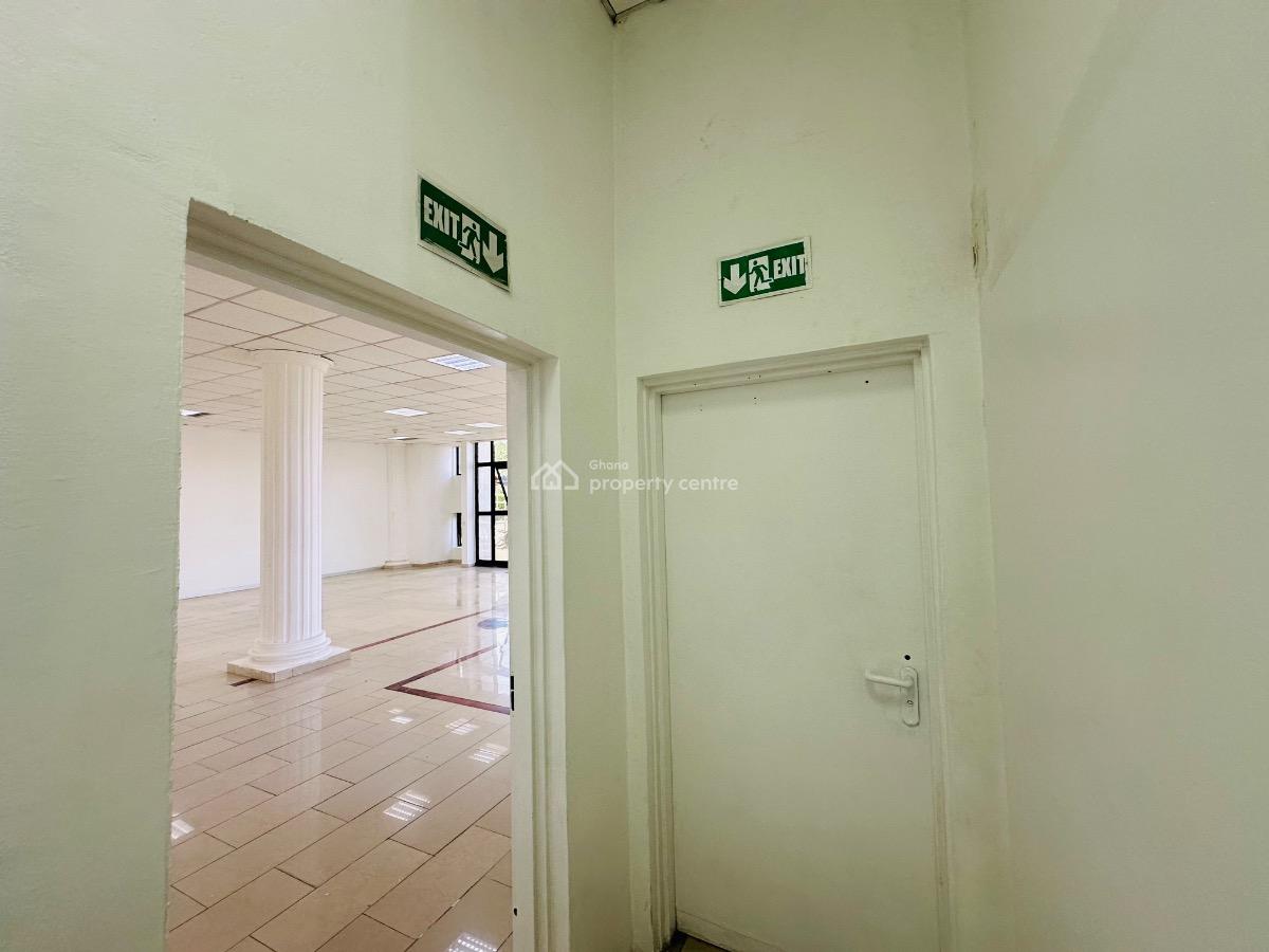 1000 Sqm Office Space, Dzorwulu, Dzorwulu, Accra, Office Space for Rent