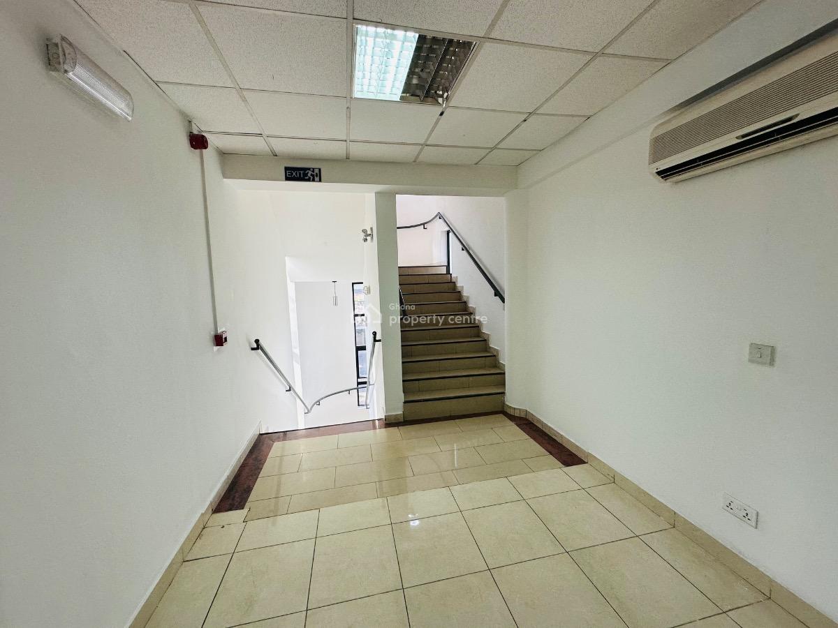 1000 Sqm Office Space, Dzorwulu, Dzorwulu, Accra, Office Space for Rent