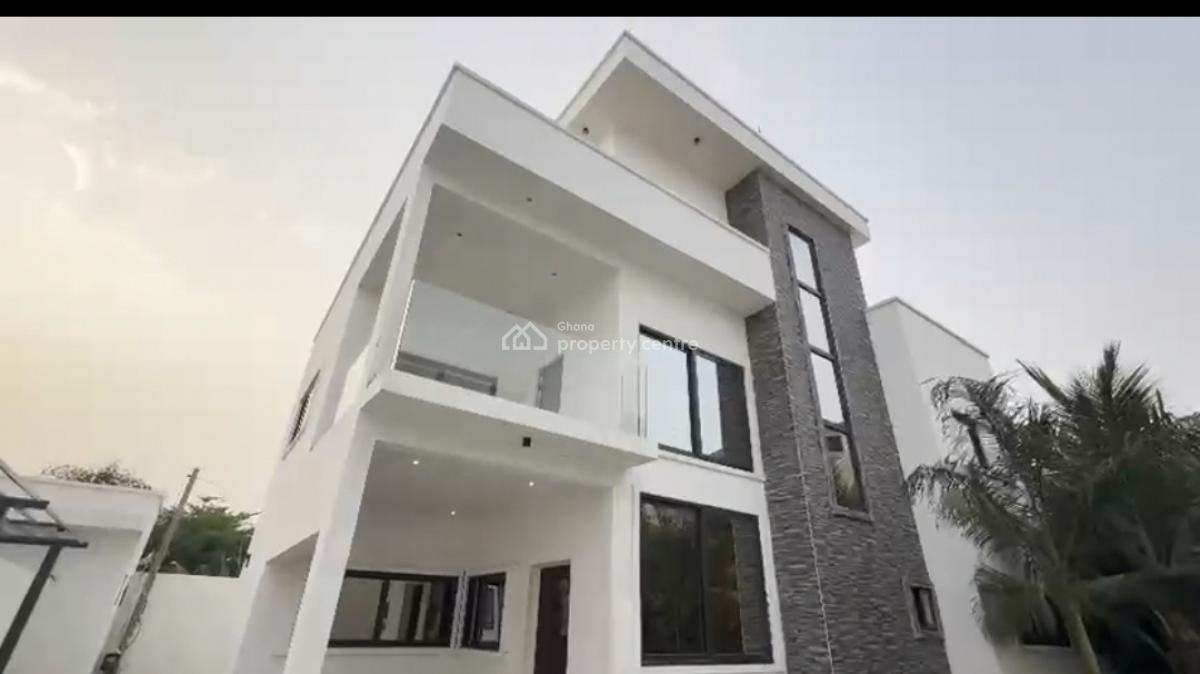 Four Bedroom Exclusive House, Nii Martey Street, East Airport, Airport Residential Area, Accra, Semi-detached Duplex for Rent