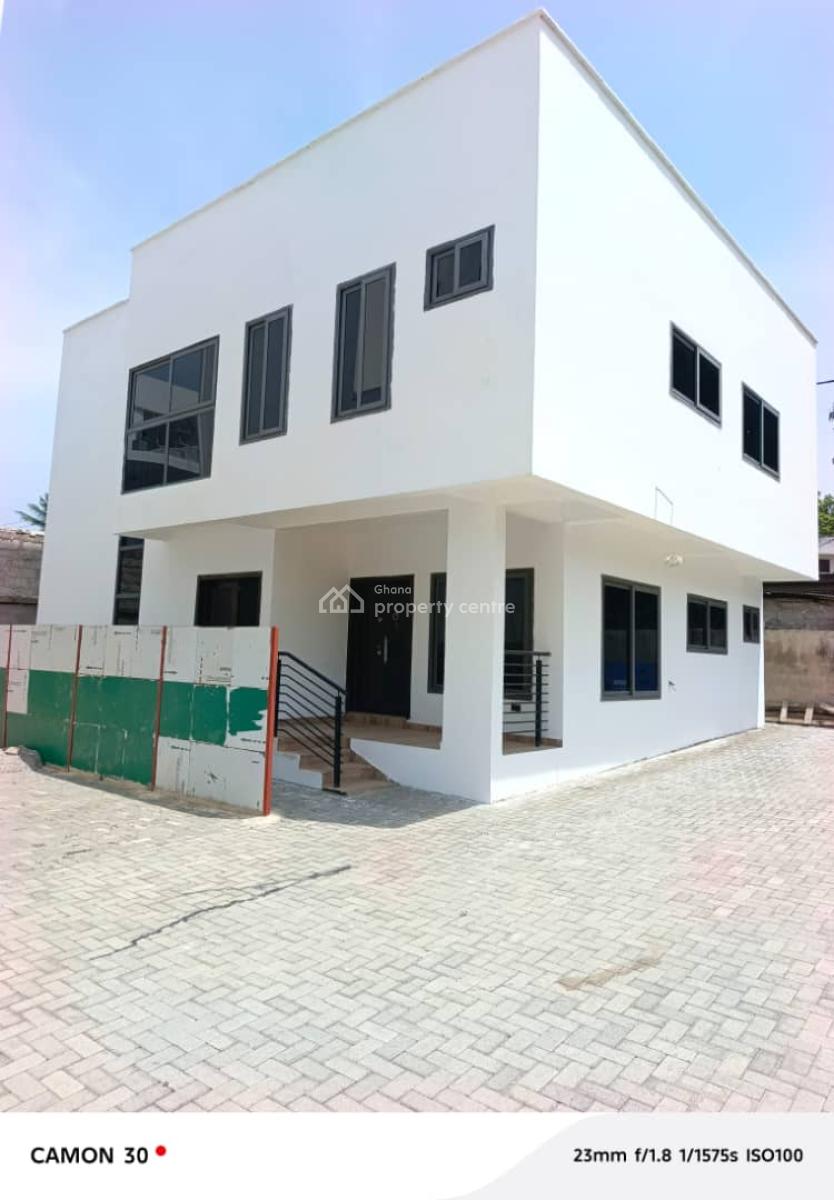 3- Bedrooms Luxury, The Browns Realtor. Cantonment American Embassy, Cantonments, Accra, Townhouse for Rent