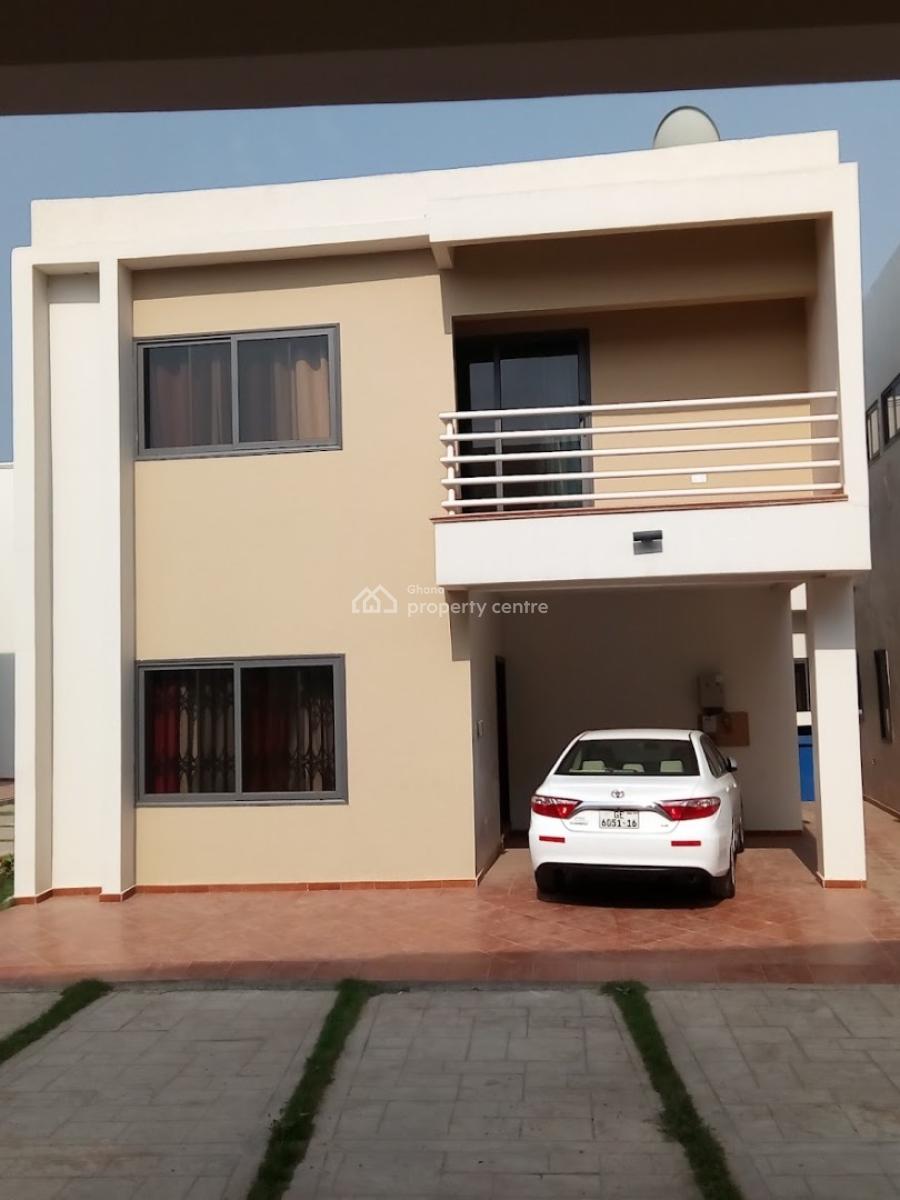 Serviced 2 Bed House with Boys Quarter in a Gated Community with Pool, Dzorwulu, Accra, Townhouse for Rent