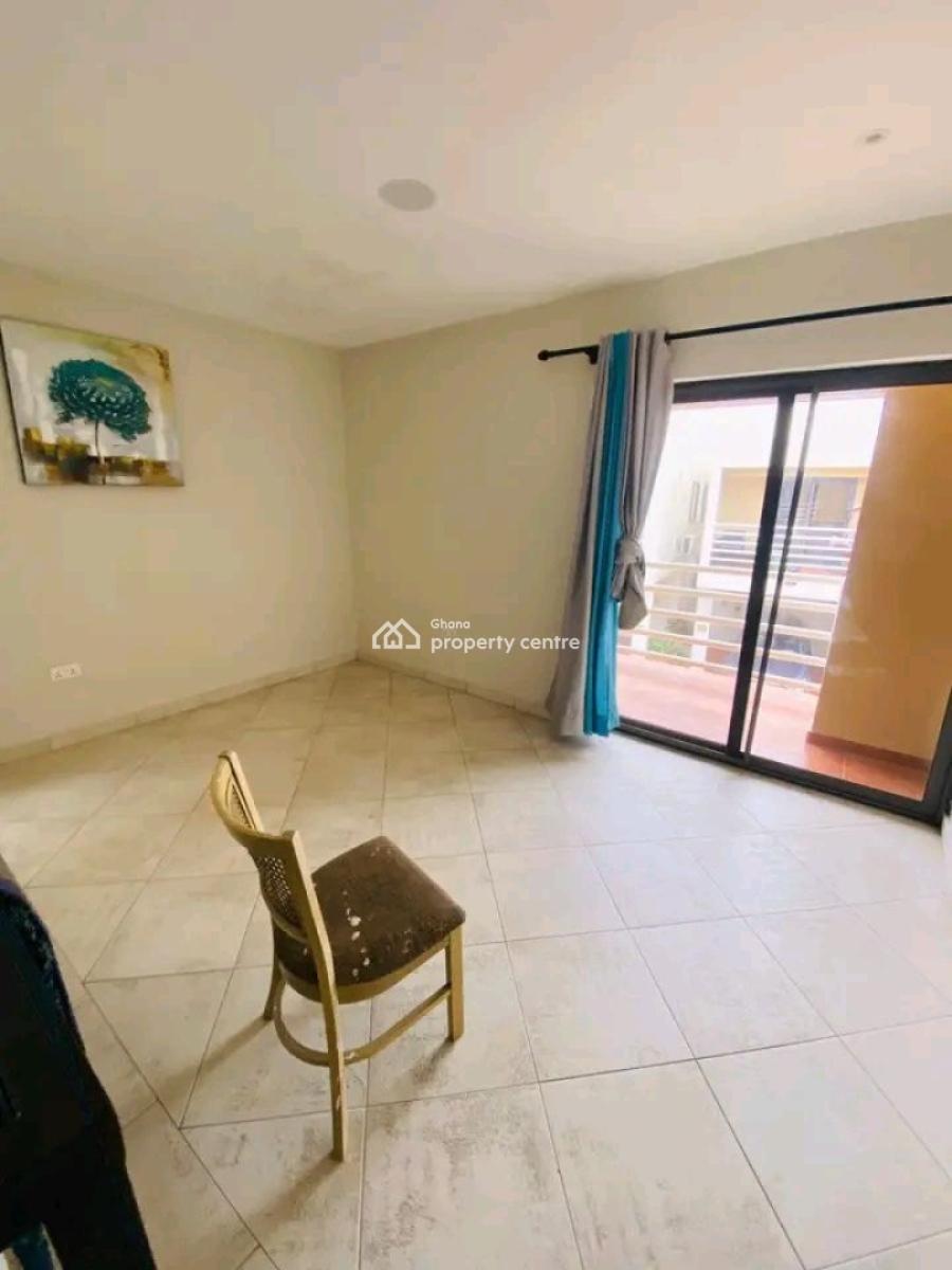 Serviced 2 Bed House with Boys Quarter in a Gated Community with Pool, Dzorwulu, Accra, Townhouse for Rent