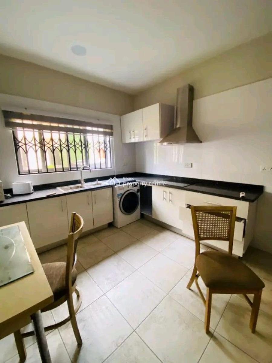 Serviced 2 Bed House with Boys Quarter in a Gated Community with Pool, Dzorwulu, Accra, Townhouse for Rent