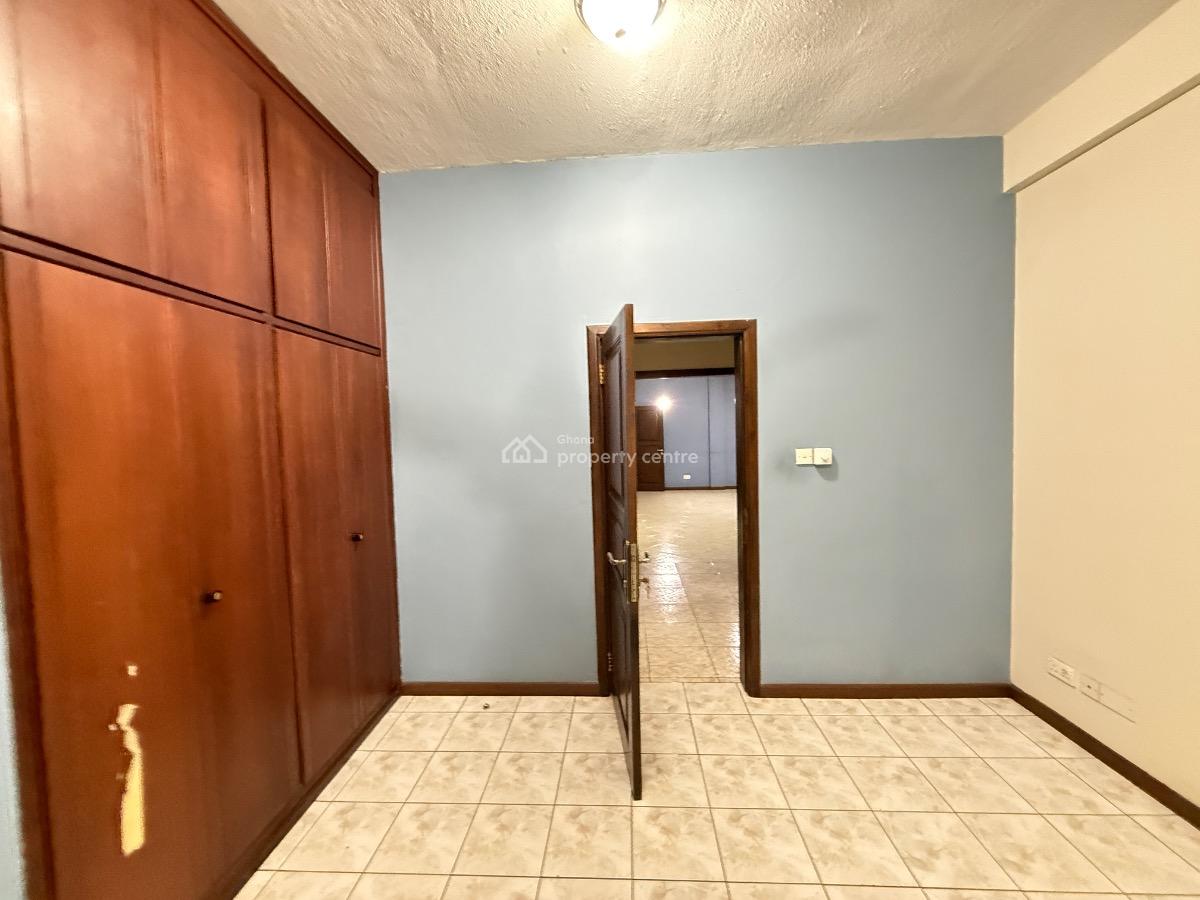 Serviced 3 Bedroom Apartment with Swimming Pool, Airport Residential Area, Accra, Apartment for Rent