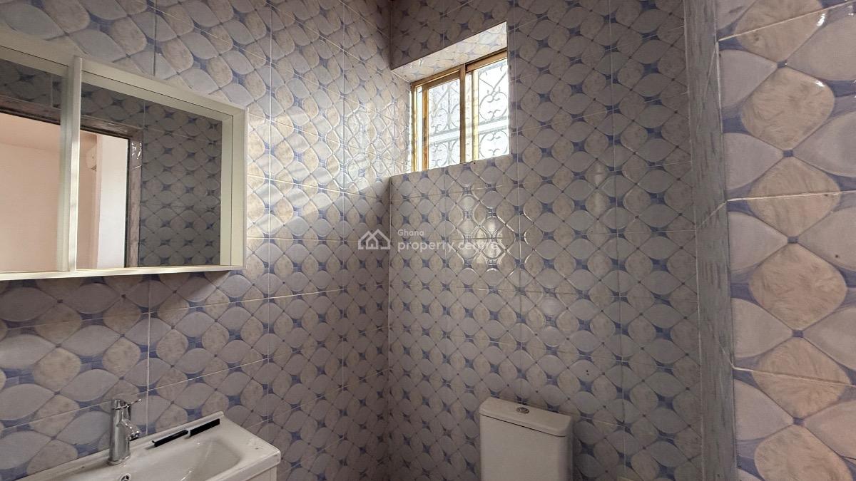 Detached 4 Bedroom Duplex with a Two Bedroom Staff Quarters, Cantonments, Accra, Detached Duplex for Rent