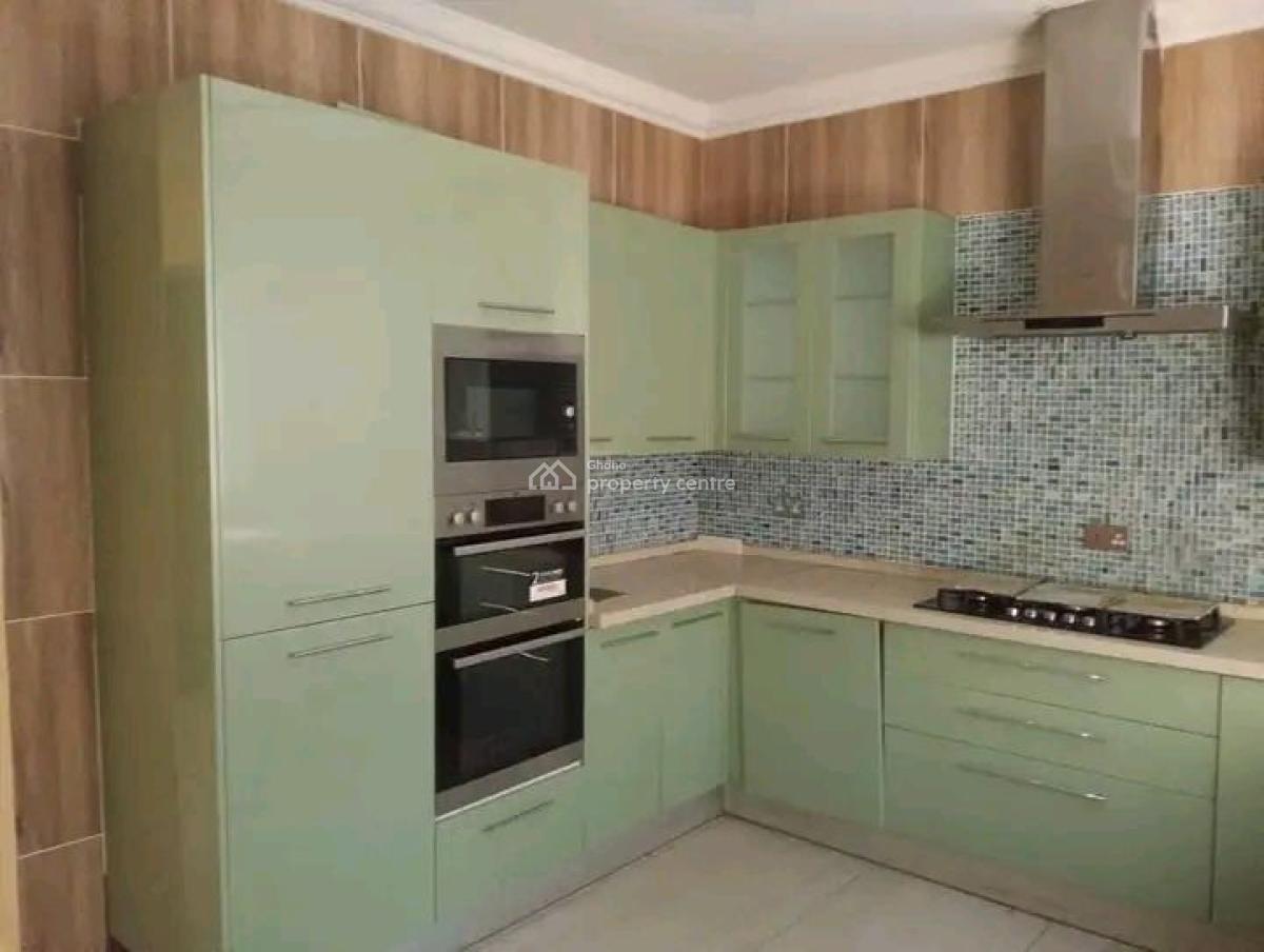 Modern 4-bedroom Semodeteached Home @tseaddo,ghana, Tse Addo, Accra, House for Rent