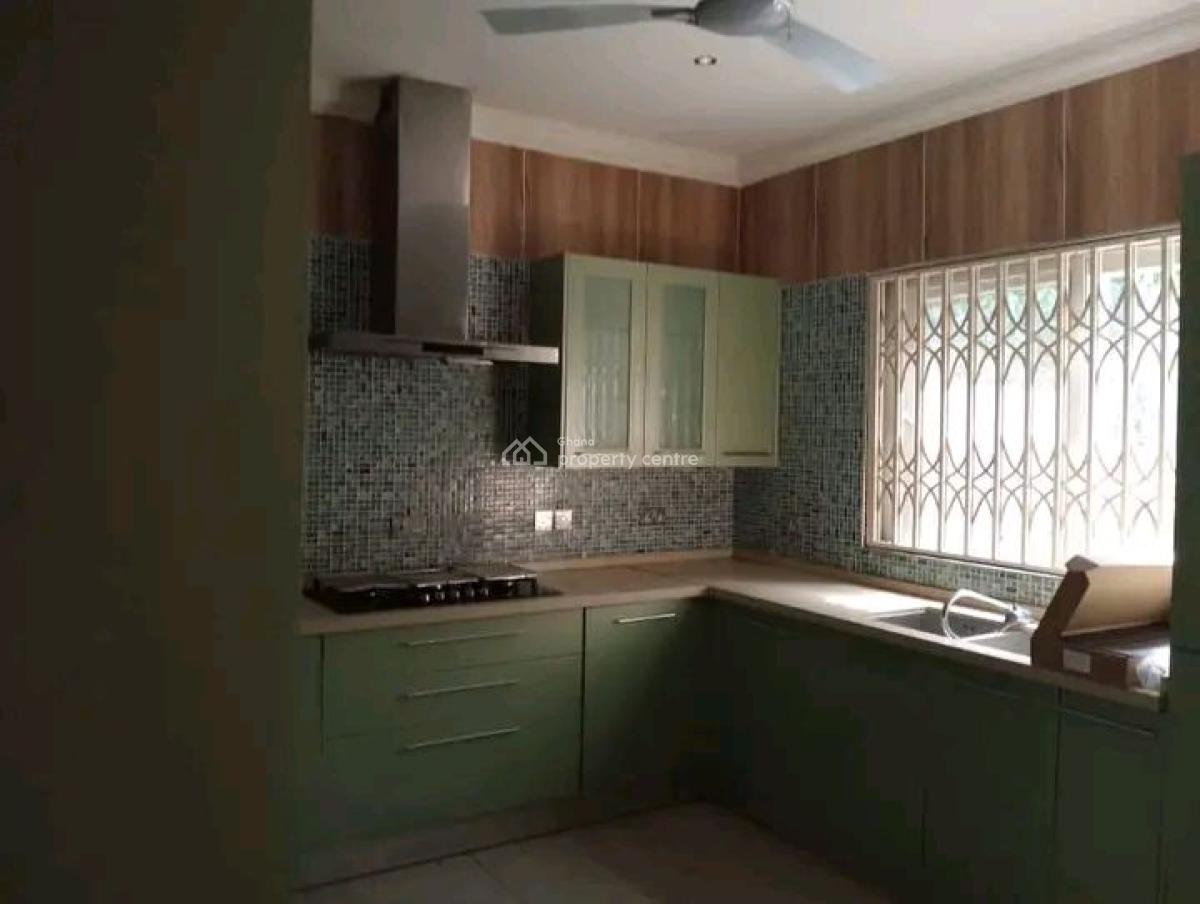 Modern 4-bedroom Semodeteached Home @tseaddo,ghana, Tse Addo, Accra, House for Rent