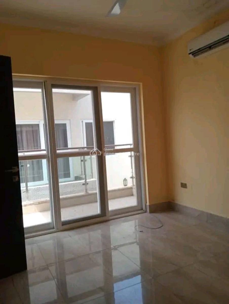 Modern 4-bedroom Semodeteached Home @tseaddo,ghana, Tse Addo, Accra, House for Rent