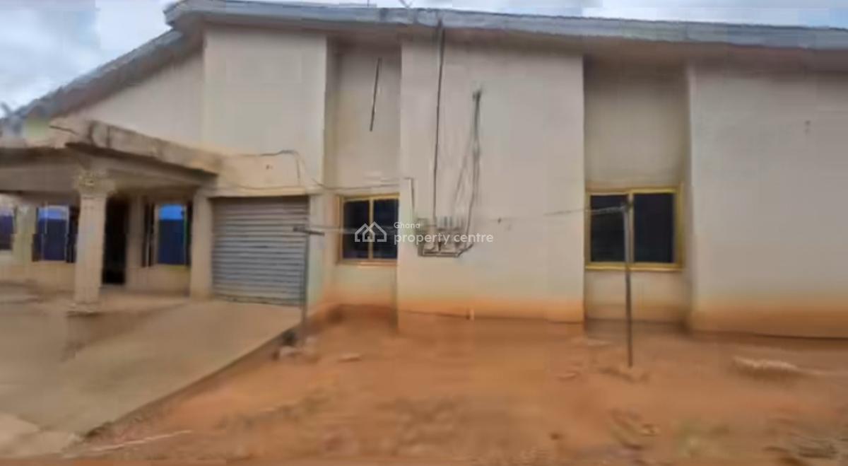 5 Bedrooms, Atimatim,  Near Pankrono., Kumasi Metropolitan, Ashanti, House for Sale