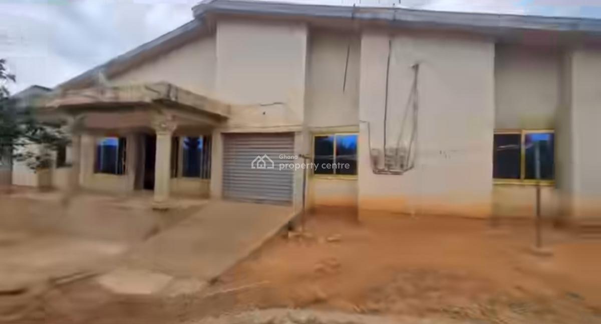 5 Bedrooms, Atimatim,  Near Pankrono., Kumasi Metropolitan, Ashanti, House for Sale