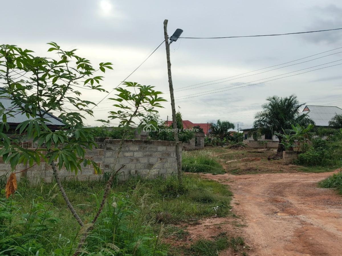 Half Plot., Ejisu Adadientem, Ejisu-juaben Municipal, Ashanti, Residential Land for Sale