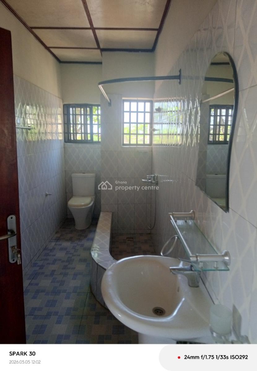 4-bedrooms Self-contain, The Browns Realtor .  Labadi Around The Liberty School, La (labadi), La Dade Kotopon Municipal, Accra, Apartment for Rent