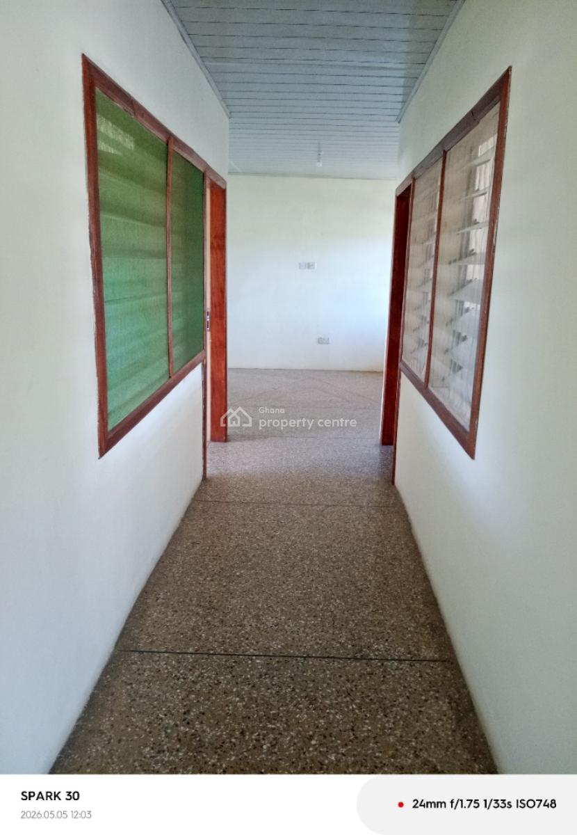 4-bedrooms Self-contain, The Browns Realtor .  Labadi Around The Liberty School, La (labadi), La Dade Kotopon Municipal, Accra, Apartment for Rent
