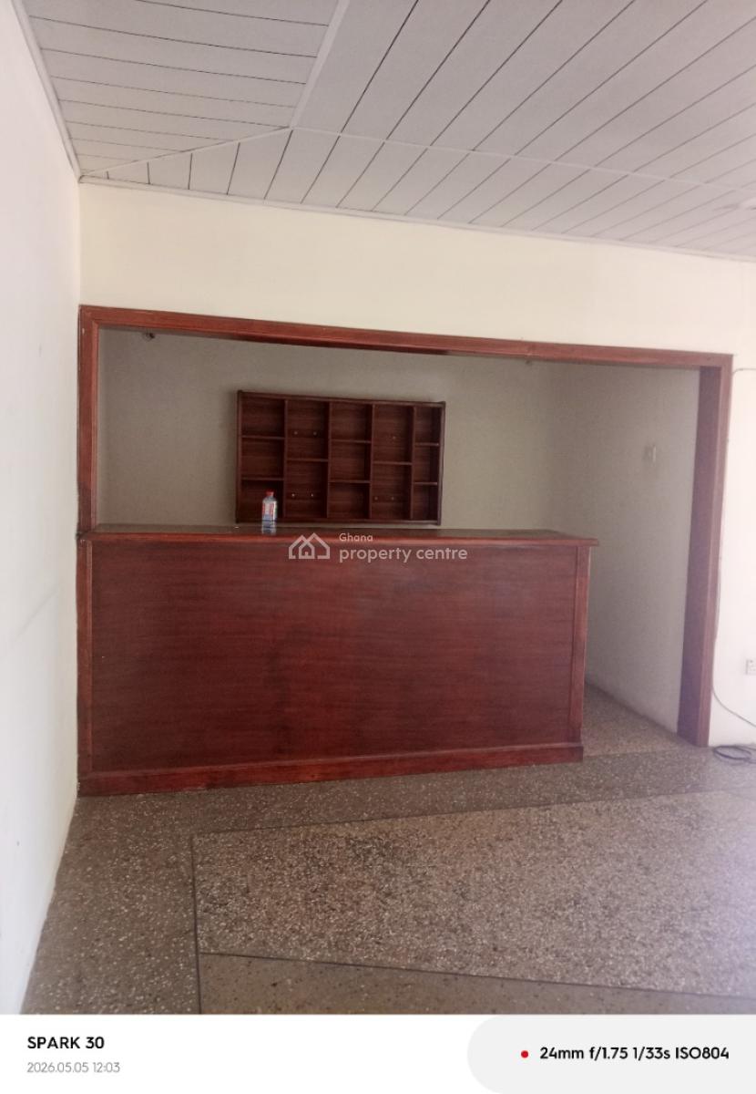 4-bedrooms Self-contain, The Browns Realtor .  Labadi Around The Liberty School, La (labadi), La Dade Kotopon Municipal, Accra, Apartment for Rent