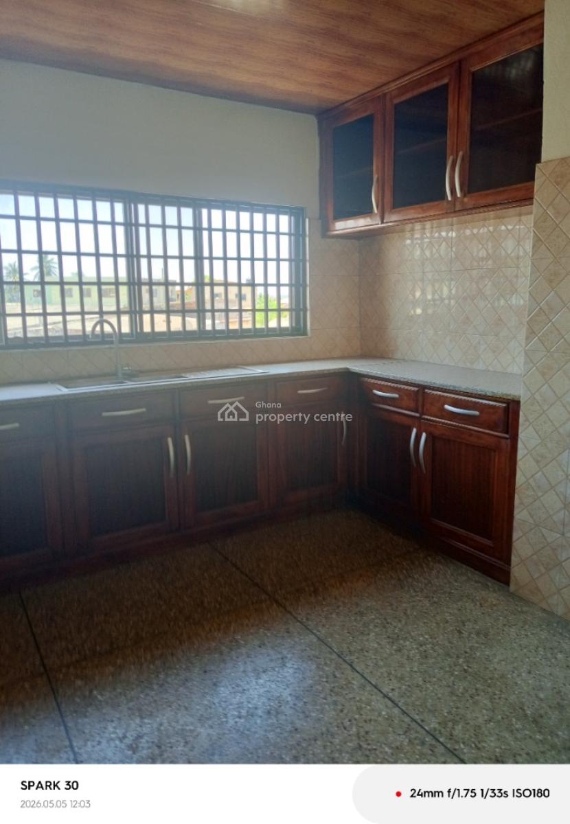 4-bedrooms Self-contain, The Browns Realtor .  Labadi Around The Liberty School, La (labadi), La Dade Kotopon Municipal, Accra, Apartment for Rent