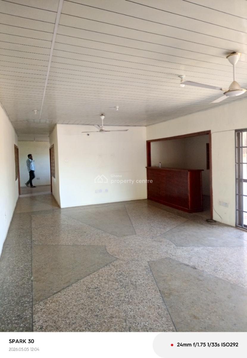 4-bedrooms Self-contain, The Browns Realtor .  Labadi Around The Liberty School, La (labadi), La Dade Kotopon Municipal, Accra, Apartment for Rent