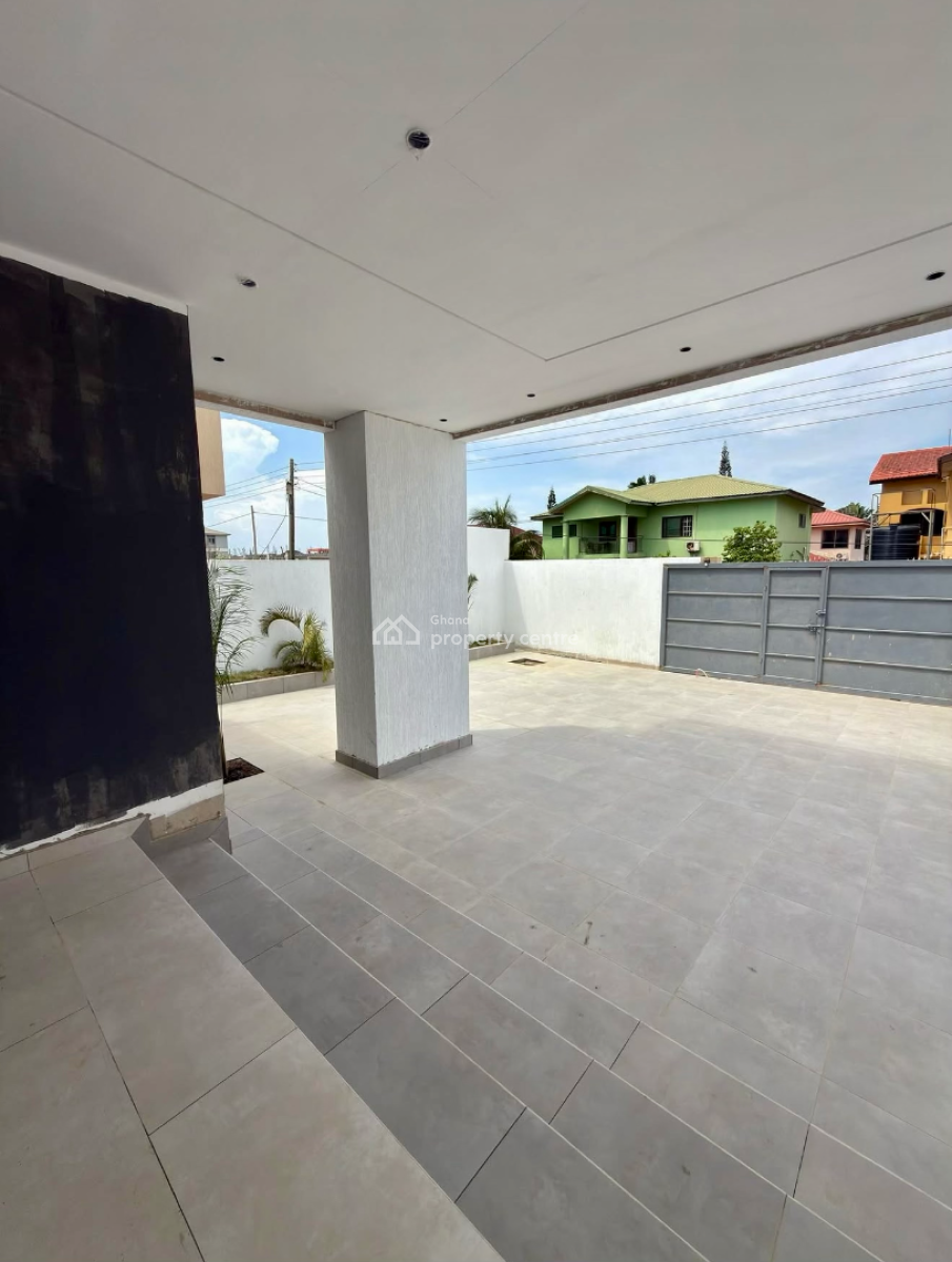 Detached 4 Bedroom Duplex with Swimming Pool, Mahama Road, East Airport, Airport Residential Area, Accra, Detached Duplex for Sale