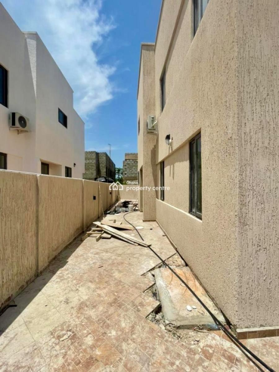 Detached 4 Bedroom Duplex with Staff Quarters, Tseaddo, East Airport, Airport Residential Area, Accra, Detached Duplex for Sale