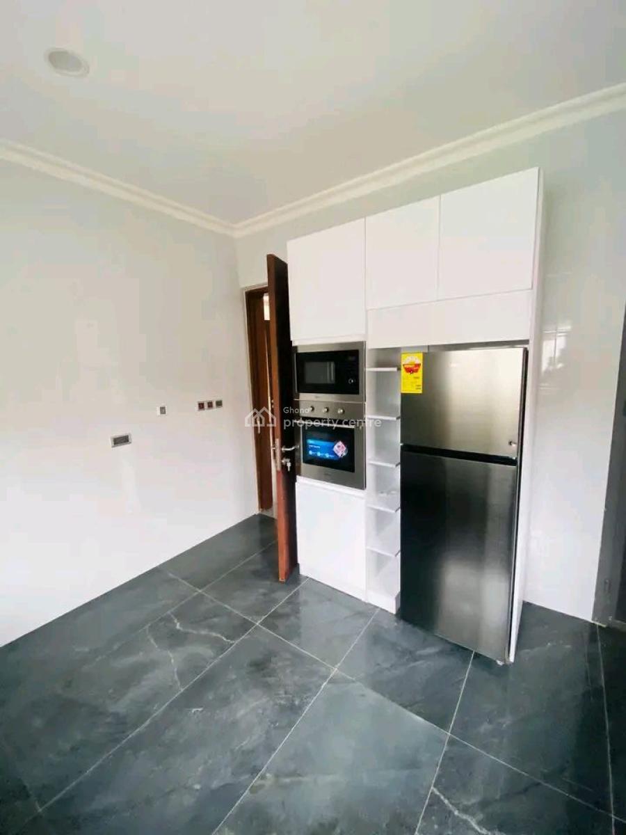Luxury 4-bed-townhouse @airport City, Ghana, Airport Residential Area, Accra, Townhouse for Rent