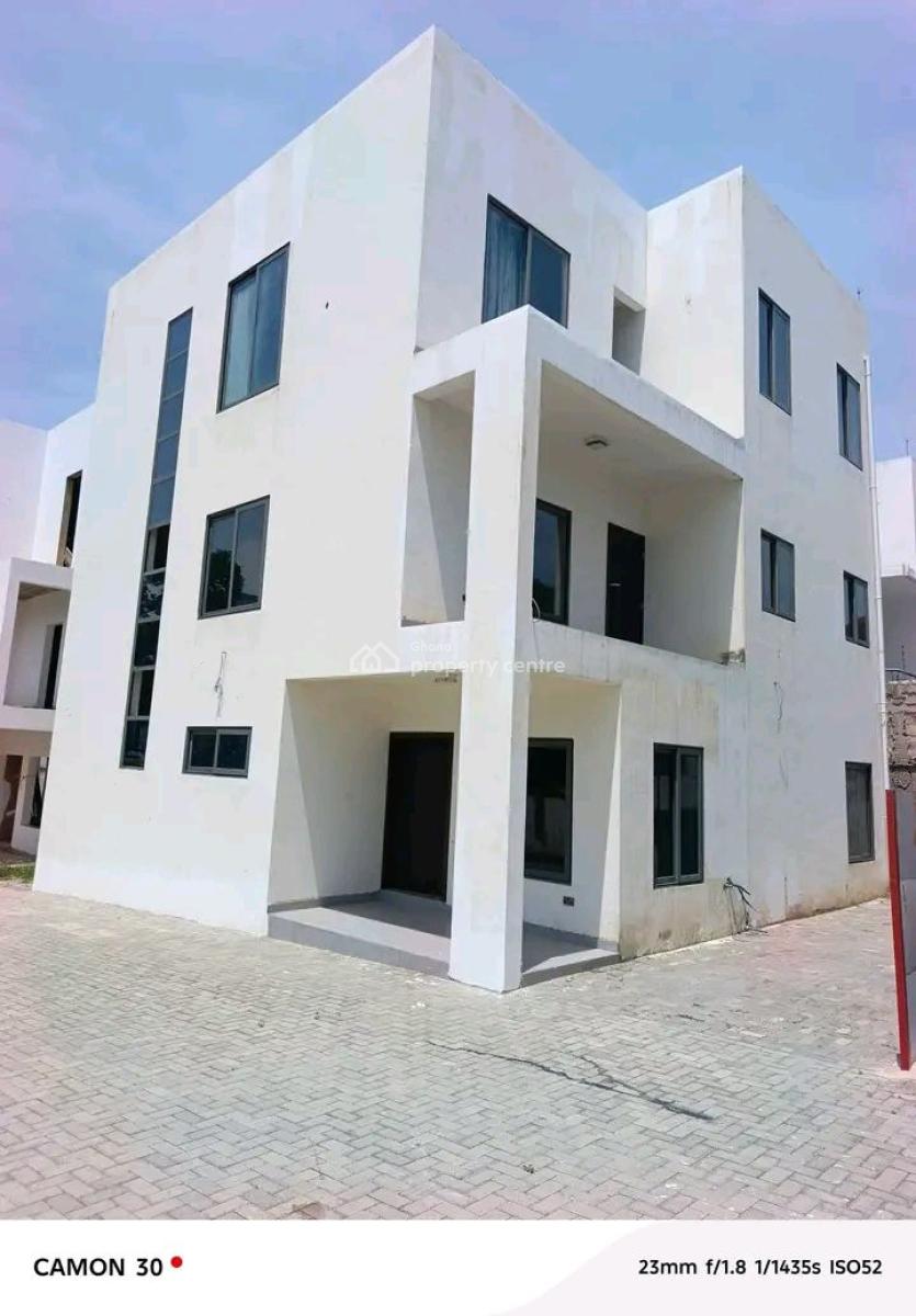 Ultra Modern 4-bedroom Penthouse @ Cantonment, Ghana, Cantonments, Accra, Townhouse for Sale