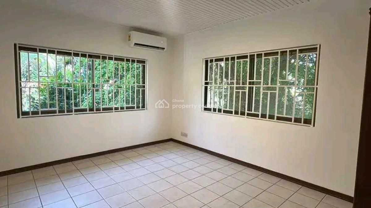 Luxury 4-bed Townhome +bq@ Cantonment, Ghana, Cantonments, Accra, Townhouse for Rent
