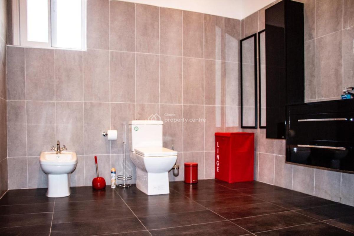 3 Bedroom Apartment with Staff Quarters and Swimming Pool, Cantonments, Accra, Apartment for Sale