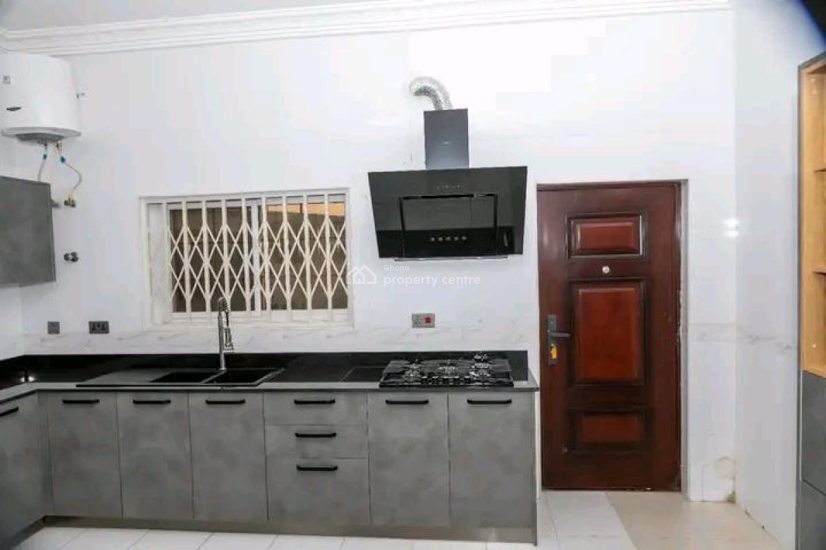 Modern 4-bedroom Townhouse @cantonment, Ghana, Cantonments, Accra, Detached Duplex for Rent