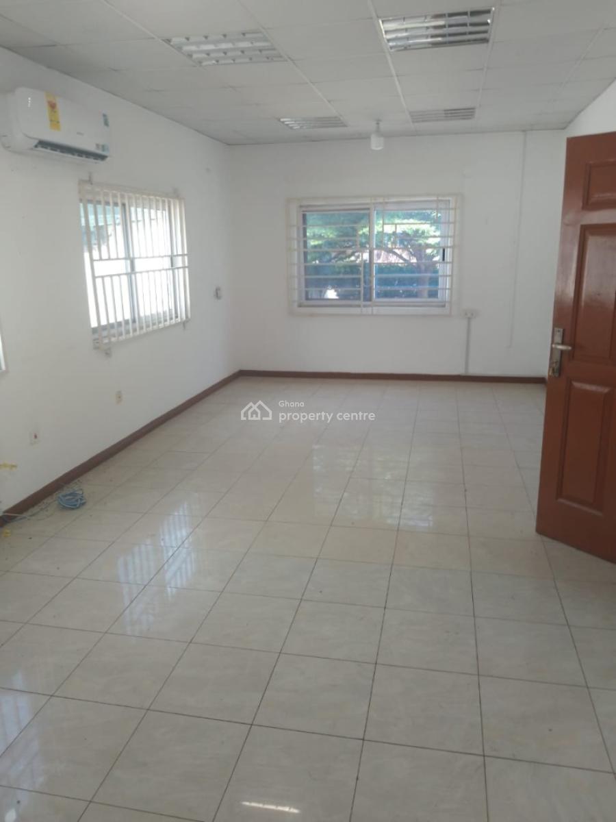 Executive Self Compound 4 Bedroom, Dzorwulu, Accra, House for Rent